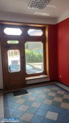 Lokal 18 m2 w centrum Tranowa - Obrazek 2