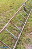 Sprzedam drabiny stalowe 4 m i 1,7 m - Obrazek 2