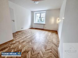 Parterowe mieszkanie z parkingiem! - Obrazek 1