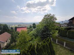 Dom pod lasem z widokiem na Nowy Sącz - Obrazek 1