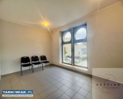 Funkcjonalny lokal usługowy z parkingiem! - Obrazek 4