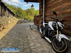 Suzuki gsr 750 - Obrazek 2