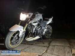 Suzuki gsr 750 - Obrazek 4