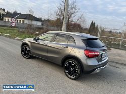 Sprzedam mercedes GLA 2.0 benzyna - Obrazek 3