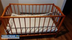 Łóżeczko drewniane dziecięce z materacem - Obrazek 1