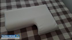 Poduszka w kształcie litery L z wycięciem na rękę - Obrazek 1