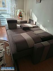 Sprzedam narożnik z dwoma pufami - Obrazek 1