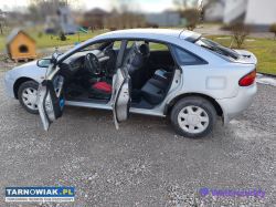 Sprzedam samochód  mazda 323 f - Obrazek 3