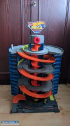 Hot Wheels Zakręcony Mega Garaż - Obrazek 1