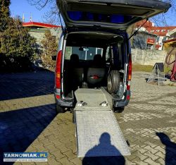 Sprzedam Renault Kangoo dla niepełnosprawnych - Obrazek 3