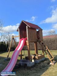 Domek dla dzieci ze zjezdzalnią - Obrazek 1