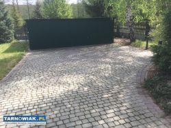 Dom z garażem w spokojnej okolicy z lasem - Obrazek 3