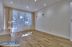 Parter po remoncie, 3 pokoje, ul. Odległa - Obrazek 1