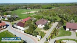 Dom jednorodzinny z basenem i domem dla gości - Obrazek 1