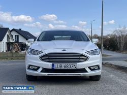 2018 Ford Fusion plug-in hybrid Titanium - Obrazek 2
