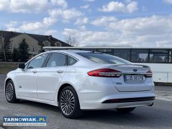 2018 Ford Fusion plug-in hybrid Titanium - Obrazek 3