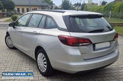 Opel astra k 1.6 2017 - Obrazek 2