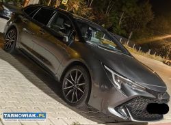 transport usługa  Toyota Corolla kombi - Obrazek 4