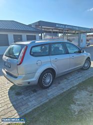 Ford Focus 1.6 b+g automat - Obrazek 3