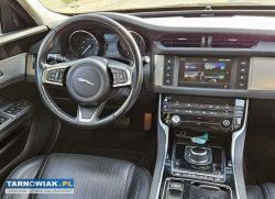 Jaguar xf 2.0 2017 - Obrazek 4
