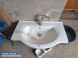 Umywalka z baterią - Obrazek 1