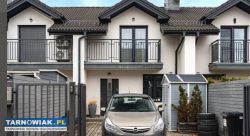 Sprzedam dom w zabudowie szeregowej - Obrazek 1