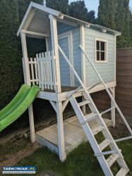 Drewniany domek dla dzieci ze zjeżdżalnią - Obrazek 2
