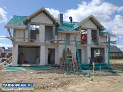 Dom w zabudowie bliźniaczej na granicy Tarnowa - Obrazek 1
