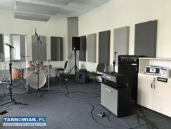 Wynajmę pokój/magazyn na salkę prób – Zespół - Obrazek 1