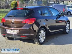 Opel astra j*1.4*turbo*2011*klima*alu - Obrazek 2