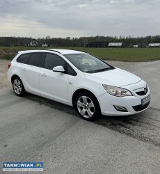 Opel astra j 1.7 diesel 2011r - Obrazek 2
