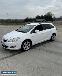 Opel astra j 1.7 diesel 2011r - Obrazek 1