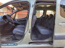 Peugeot Partner 2010 r - przebieg 211 500, diesel - Obrazek 2