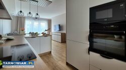 Dwupoziomowe 77m2 z ogródkiem i parkingiem - Obrazek 1