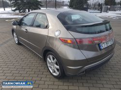 Honda civic ufo 2008 rok 1.8 benzyna - Obrazek 3