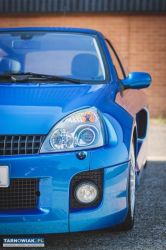 Renault Clio II V6 Samochód sportowy - Obrazek 3