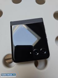 Motorola razr 50 8gb/256gb + 2x etui - Obrazek 3