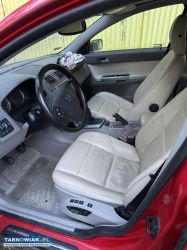 Uszkodzone volvo v50 2.4 170 km hak LPG - Obrazek 2