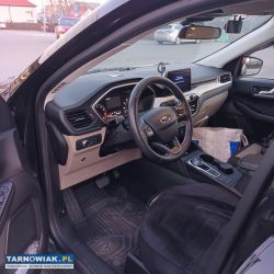Pilnie sprzedam Ford ESCAPE benzyna czyli Kuga IV - Obrazek 3