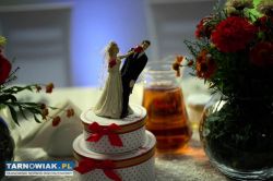 Śmieszna Figurka na Tort WESELNA Nokaut + Pudełko - Obrazek 1