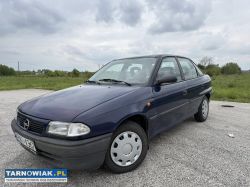 Opel astra f 1.4 z gazem 2000r ** tania jazda ** - Obrazek 1