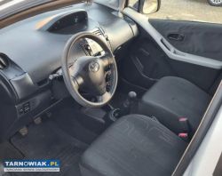 Toyota yaris ii 1.0 2010 - Obrazek 4