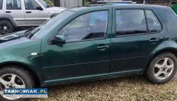 Sprzedam volswagena golfa 4 1.9 z 1998 roku - Obrazek 3