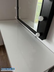 Sprzedam białą laminowaną toaletkę i lustro - Obrazek 2