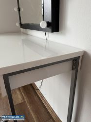 Sprzedam białą laminowaną toaletkę i lustro - Obrazek 4