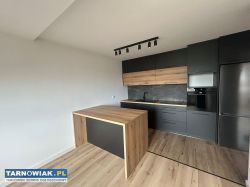 Długa, 3-pokojowe, 53m2, II piętro, Garaż - Obrazek 1