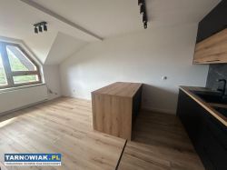 Długa, 3-pokojowe, 53m2, II piętro, Garaż - Obrazek 2