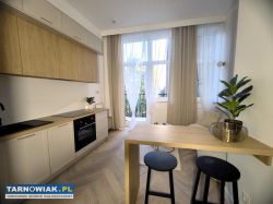 2 pokoje, balkon, parter - Obrazek 1