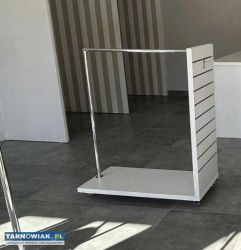 Wyposażenie sklepu odzieżowego - Obrazek 1