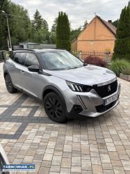 Peugeot 2008 1.2 gt line benzyna automat - Obrazek 2